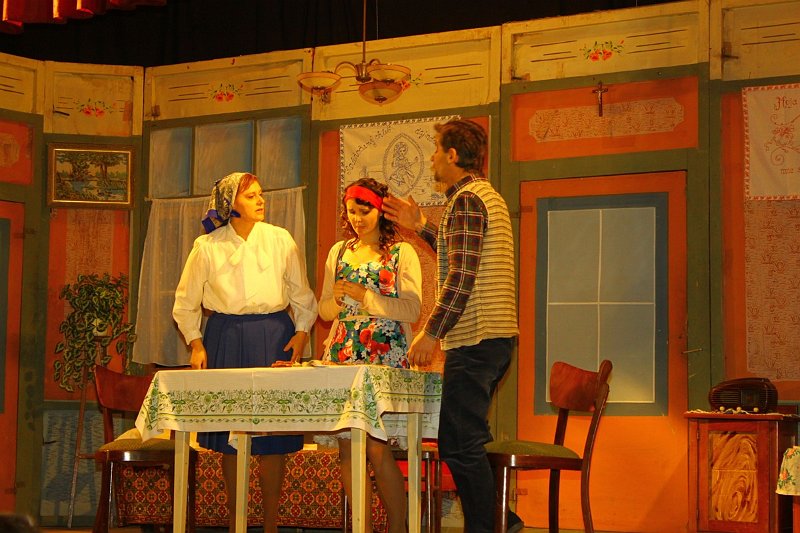 Trampoty z laskou (134).JPG